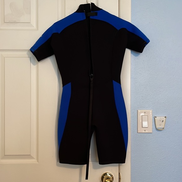 Wet suit - Picture 4 of 4